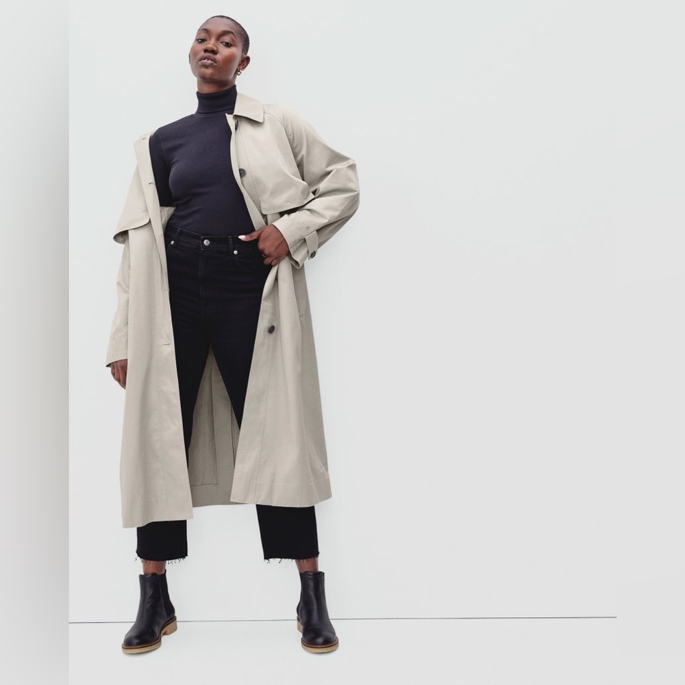 Everlane The Long Mac Coat in Stone